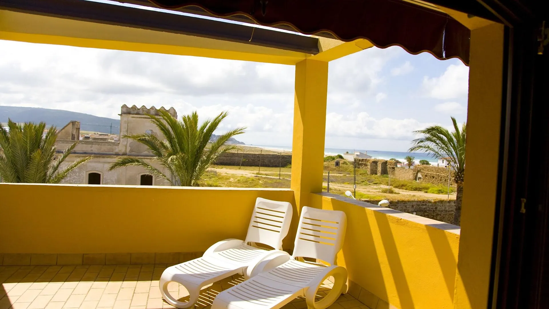 Hotel Avenida Playa Zahara de los Atunes 2*,